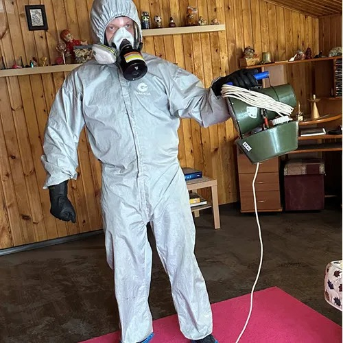 ФОТО Дезинсекция в районе станции метро Преображенская площадь