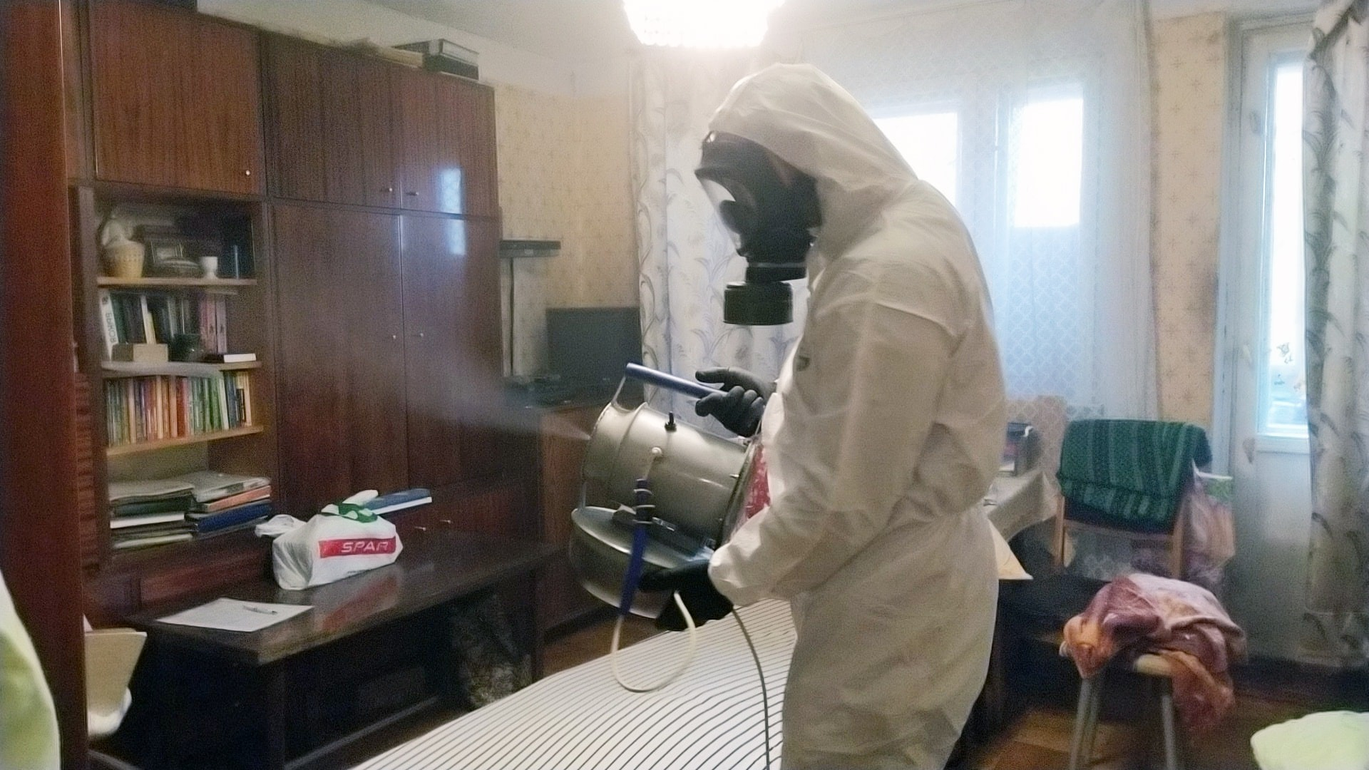 ФОТО Безопасны ли препараты для дезинсекции в районе станции метро Преображенская площадь? | подробно